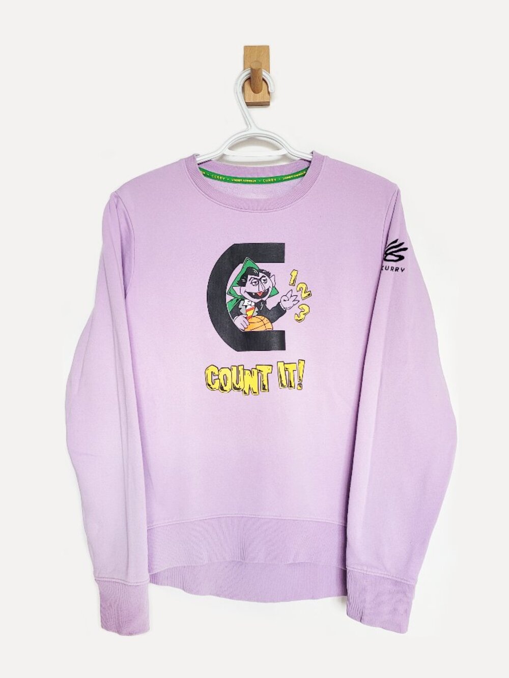 Under Armour Stephen Curry Count Purple Sweater - Woman Large